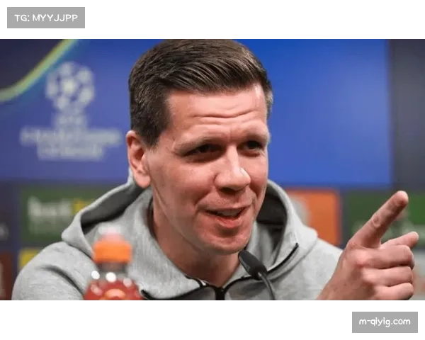 什琴斯尼巴萨门将位置竞争 扑救稳定性受考验 什琴斯尼巴萨门将位置竞争 扑救稳定性受考验